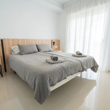 Helgafell Superior Duplex Apartment *